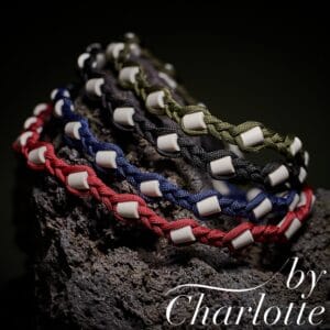 Halsbånd med M.EMX Perler - Paracord snor med justerbar sort clips